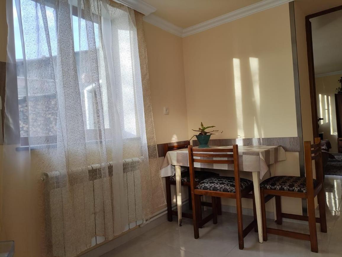 Apartment Mashtots